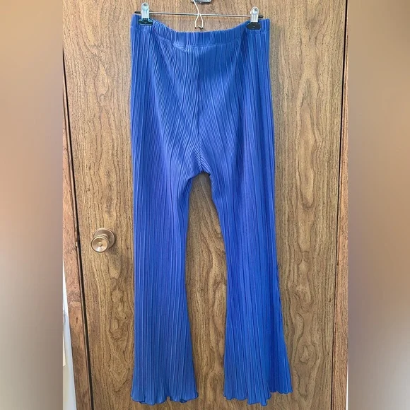 H&M Retro Blue Pleated Flare Pants - Picture 4 of 4